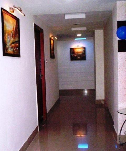 باتنا Hotel Elevens Inn المظهر الخارجي الصورة